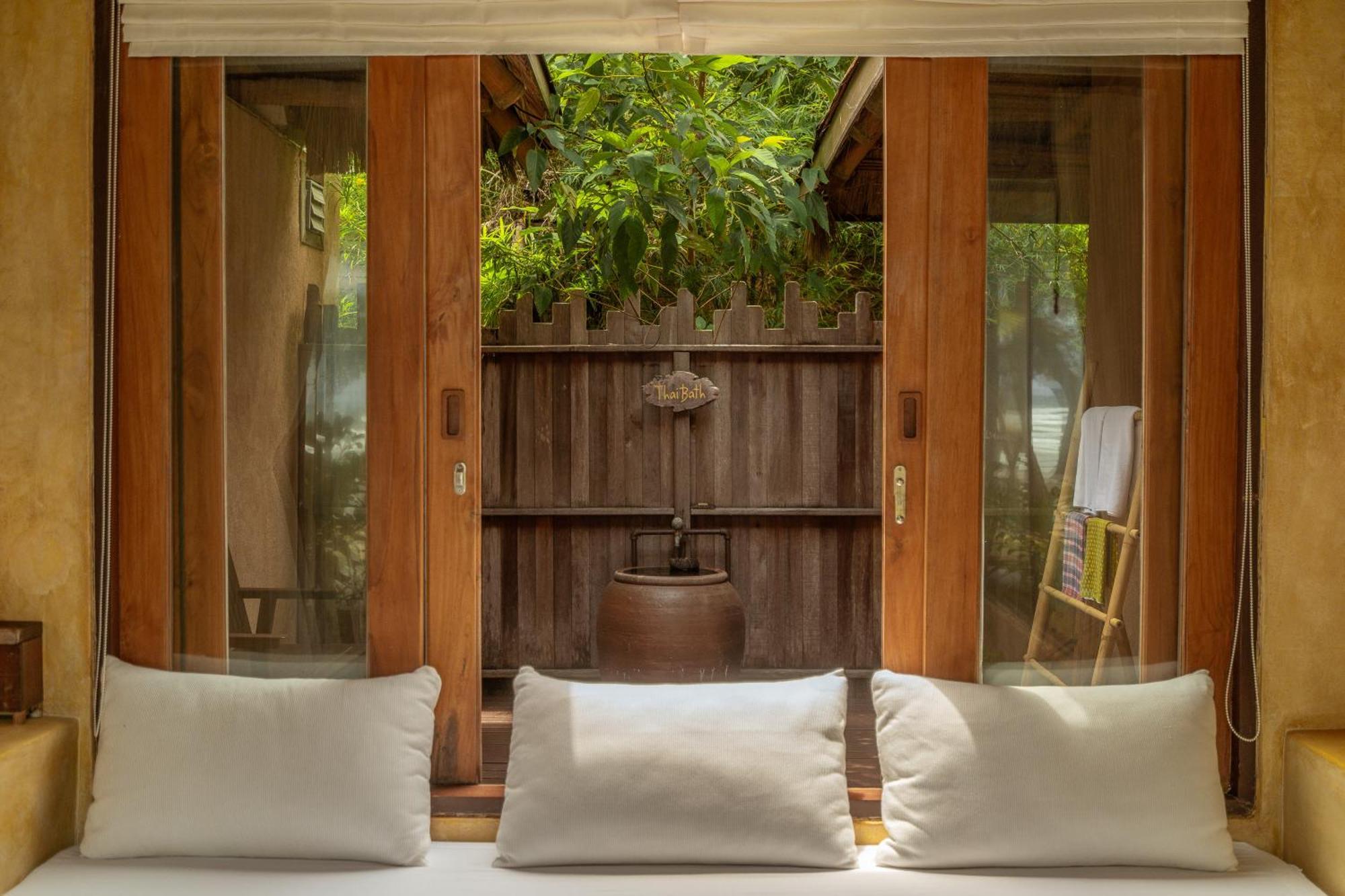 High Season Pool Villa & Spa Ko Kut Kültér fotó