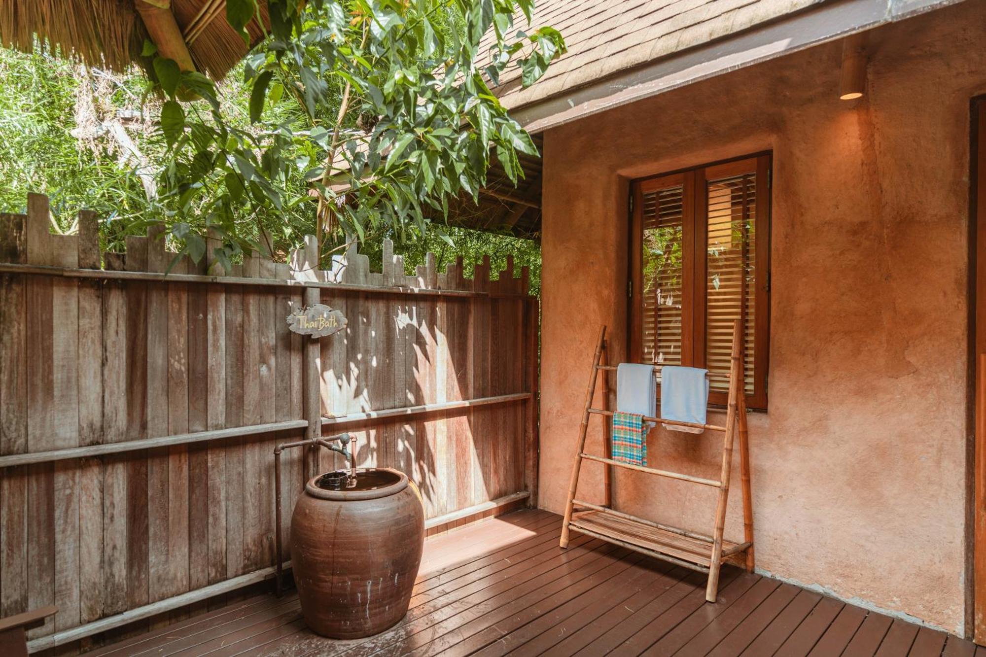 High Season Pool Villa & Spa Ko Kut Kültér fotó