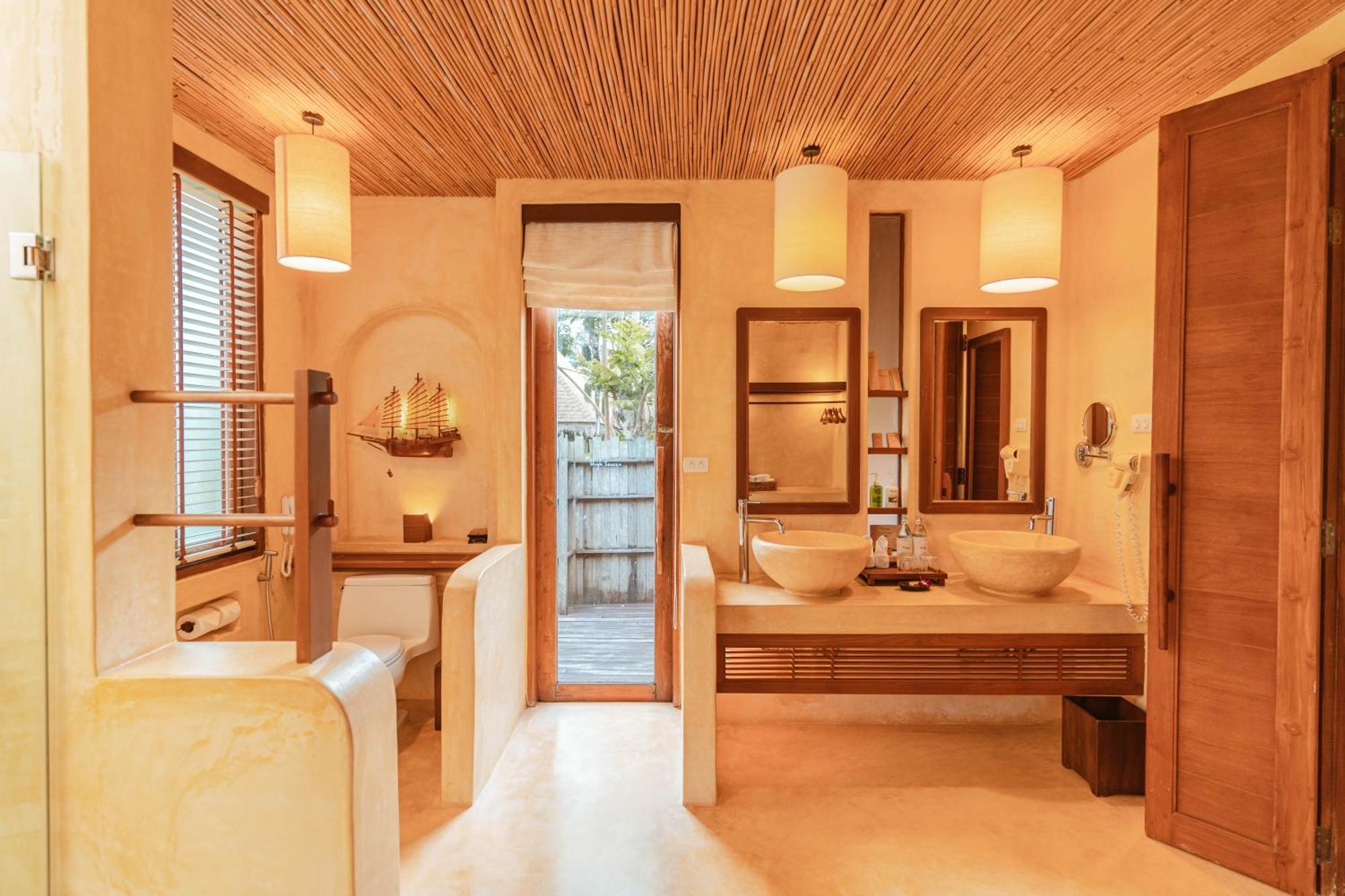 High Season Pool Villa & Spa Ko Kut Kültér fotó